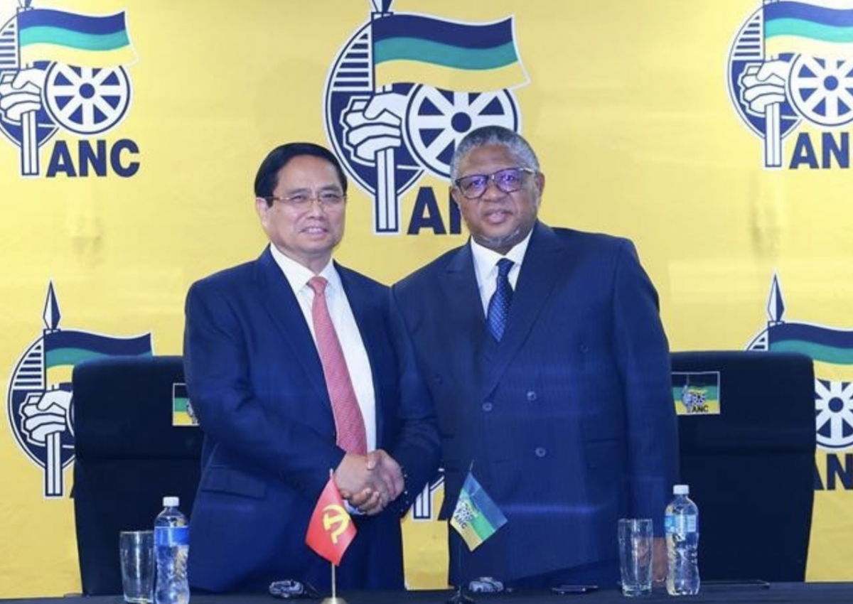 PM hopes for closer coordination between CPV, South Africa’s ANC